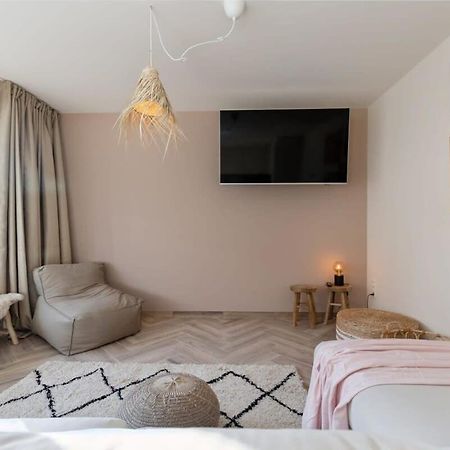 Alejandro - Lovely 2 Bedroom Apartment In Oostende Exterior foto