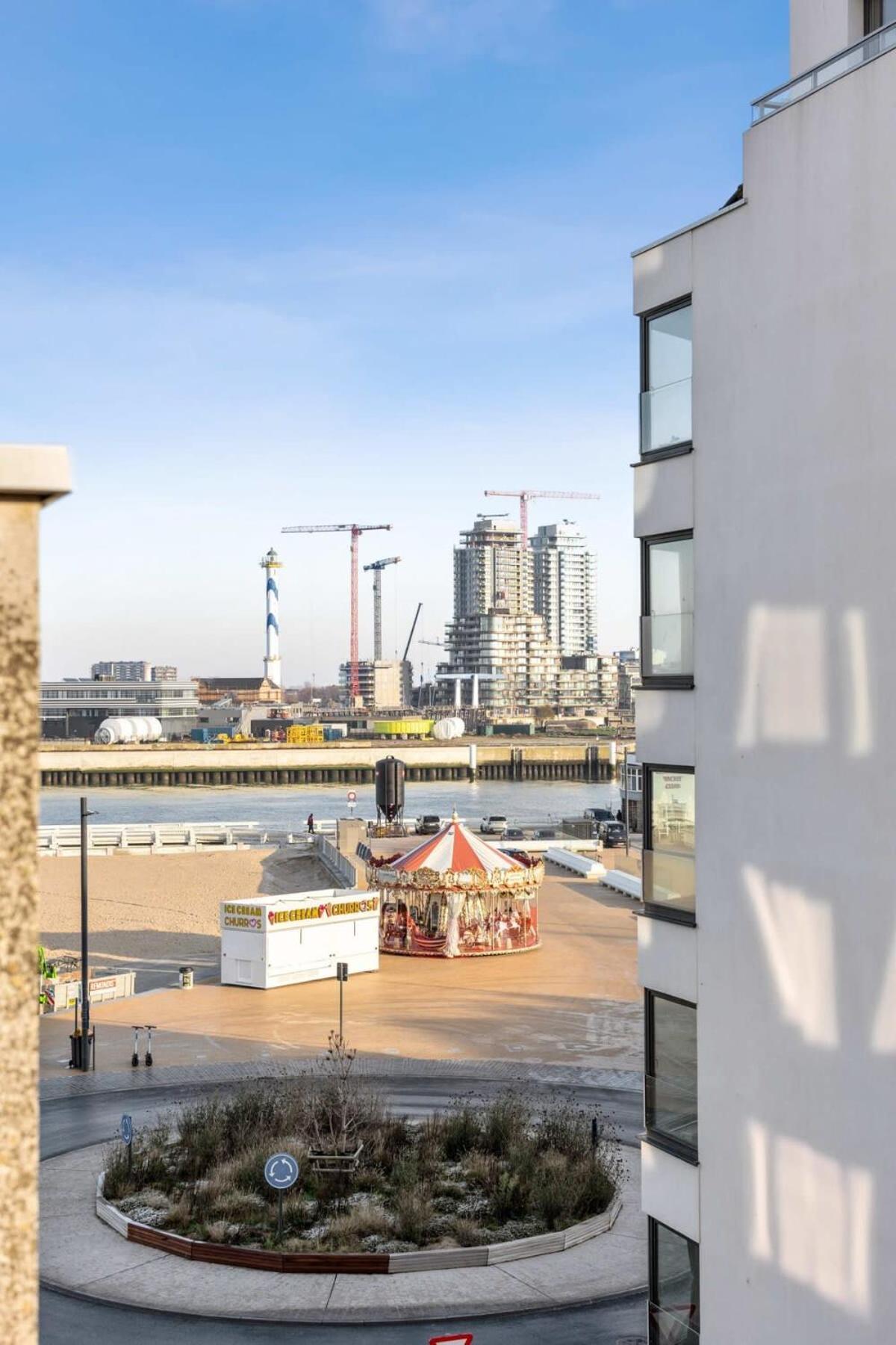 Alejandro - Lovely 2 Bedroom Apartment In Oostende Exterior foto